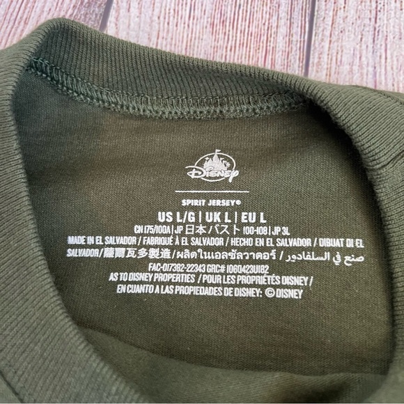 Disney Hocus Hocus 2 Green Spirit Jersey Large NWT - Picture 6 of 8